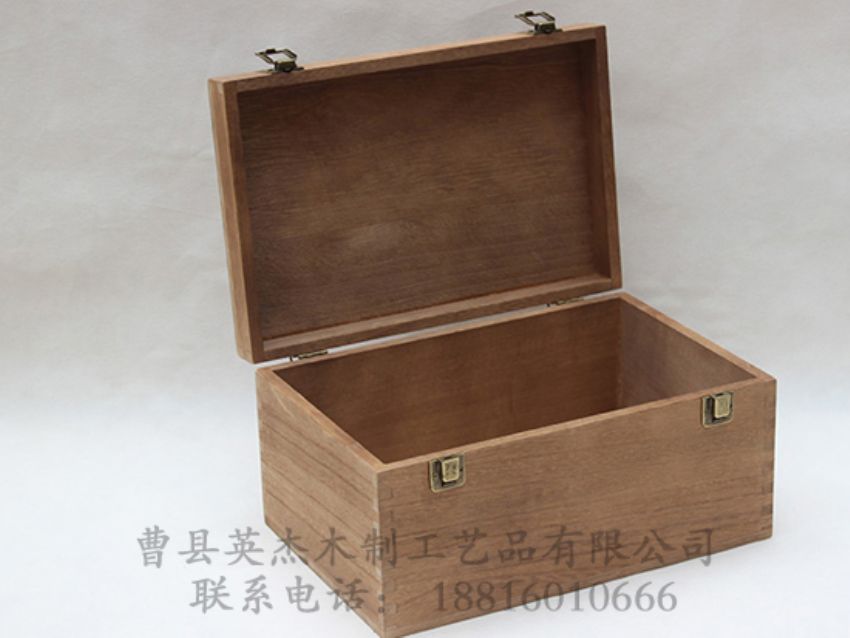 點擊查看詳細信息<br>標題：復古松木盒 閱讀次數(shù)：2455